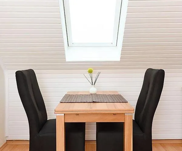 Апартаменты Haus Gezeiten Нойхарлингерзиль